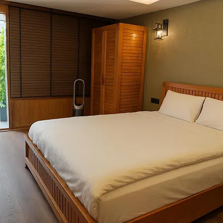 Ber Mai Inci Hotel